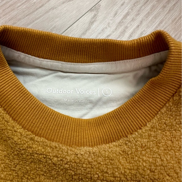Outdoor Voices Megafleece Crewneck Sweatshirt - Picture 2 of 5